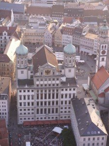 Augsburger Rathaus von hinten