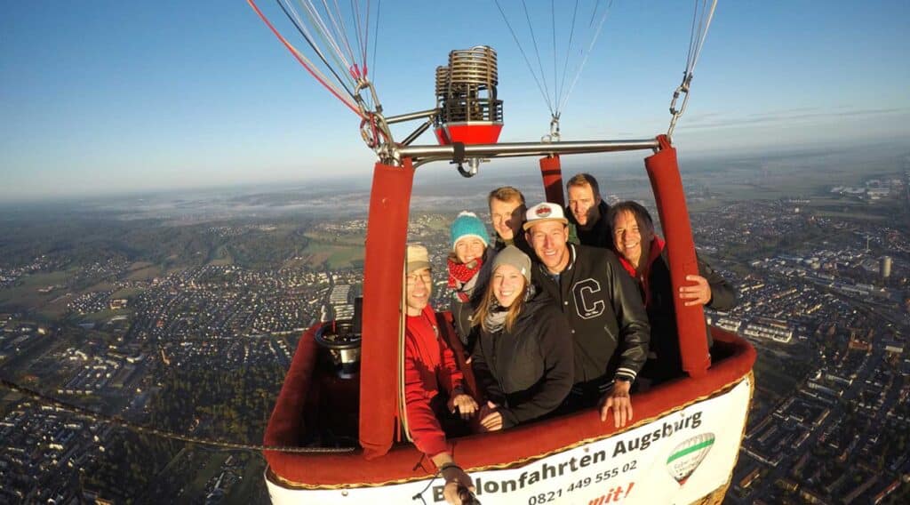 Ballonfahrten im kleinen Ballonkorb nur mit maximal 6 Mitfahrer über Augsburg